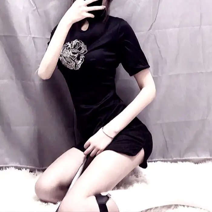 巨型慕沙卡的攻击